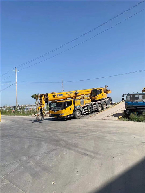 铜陵市吊车作业时，可能会产生哪些额外收费项目？