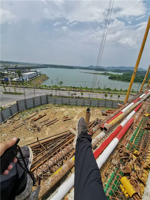 铜陵市作业中发生设备损坏或人员意外，责任怎么划分？